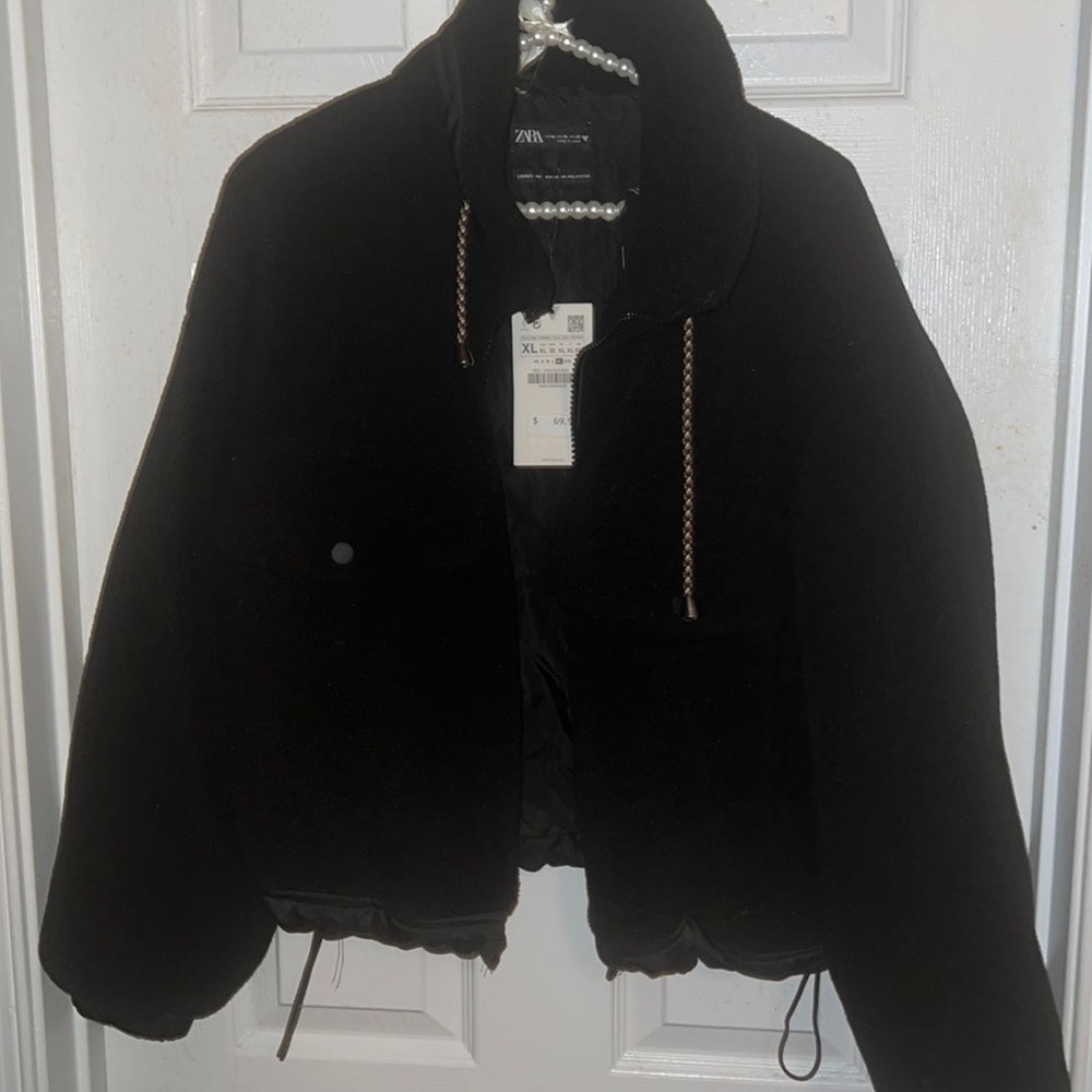 Black Cropped Sherpa Jacket